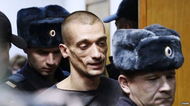 Суд Москвы арестовал Павленского до 8 декабря