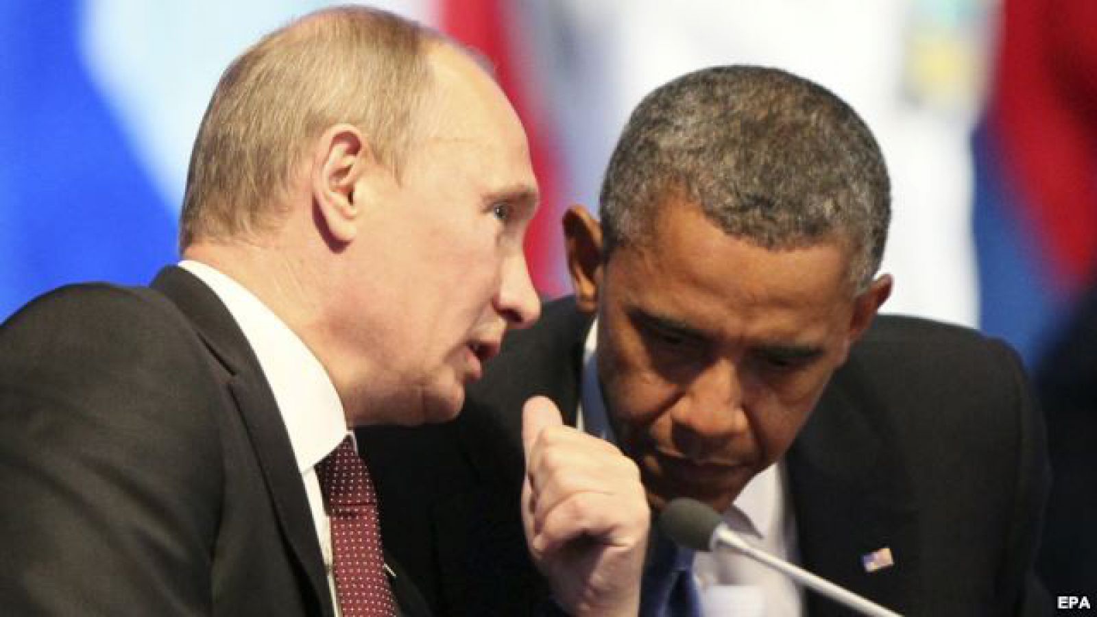 Владимир Путин (слева) и Барак Обама