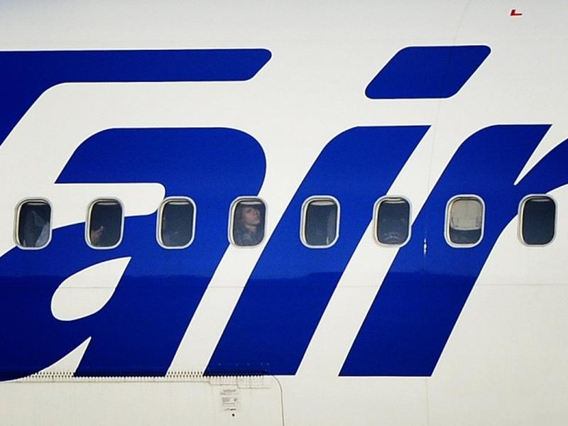 В Москве совершил аварийную посадку Boeing 737