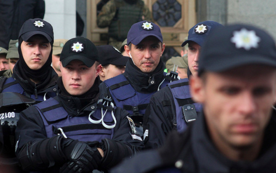В Киеве на взятке попался крупный чиновник ГФС: появились подробности