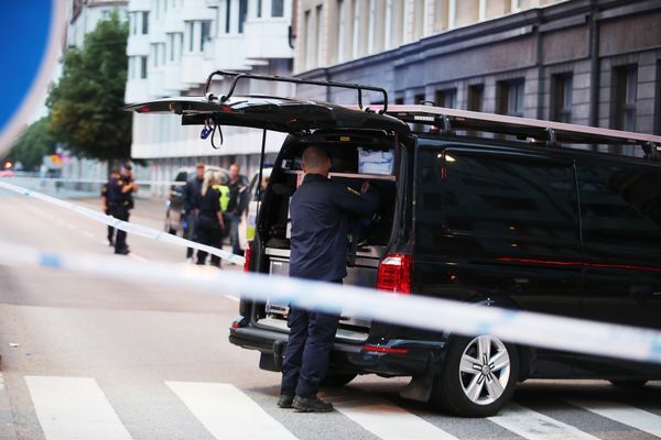 В Швеции стреляли в футбольных болельщиков: есть раненые (фото)
