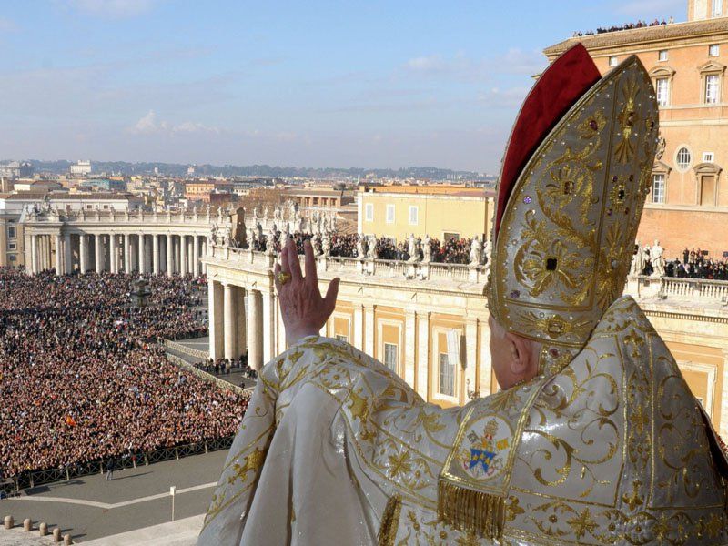 В Ватикане секретарь кардинала устроил гей-оргию с употреблением наркотиков