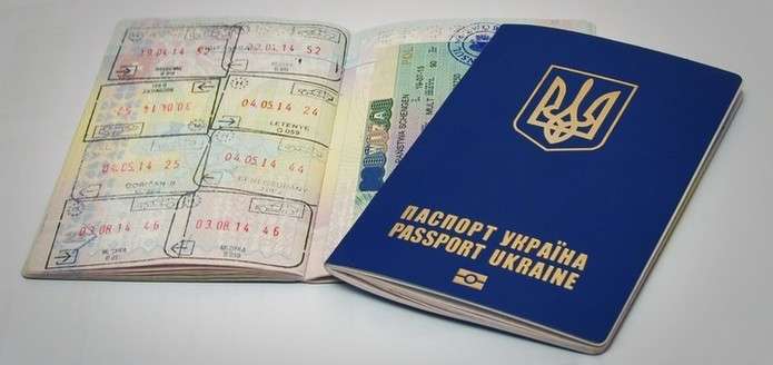 Еще одна  страна ужесточила правила въезда для украинцев: появились подробности