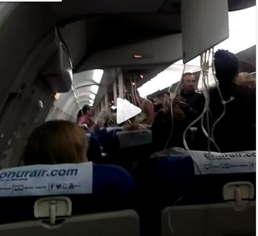 В России в воздухе треснул самолет: подробности 