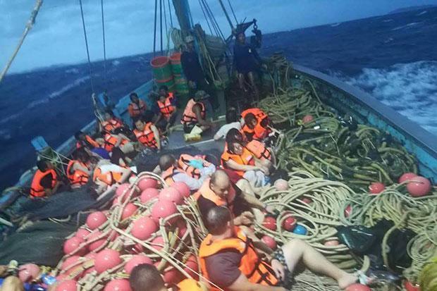 В Таиланде перевернулось сразу два пассажирских судна