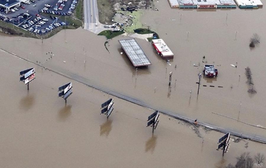 Наводнение в США: 23 человека погибли