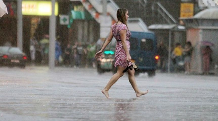 Фото - завтра в Украине будет жарко, но дождливо