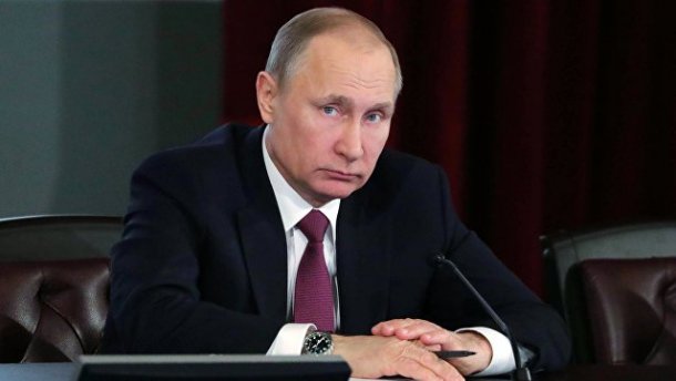 "Грубо и нагло": Путин обвинил США в "перевороте" в Украине