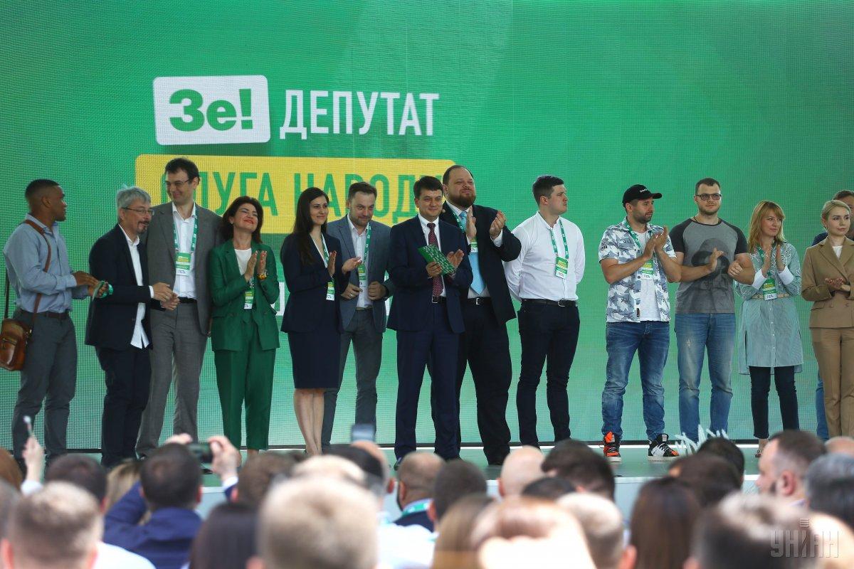 Фото - В партию Зеленского попал сын ярых сторонников Порошенко