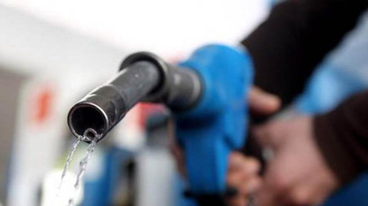 В Украине сильно подорожал бензин и газ: цены