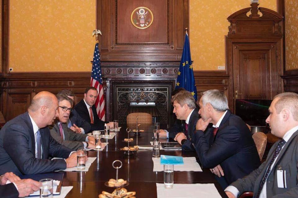 фото: Советник Зеленского провел встречу с министром энергетики США