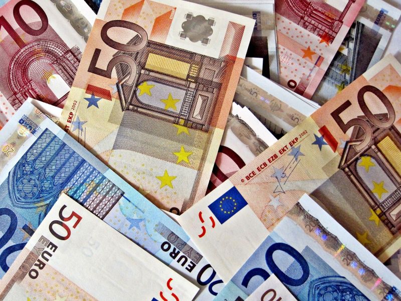 Eurostat привёл данные по минимальной зарплате в ЕС