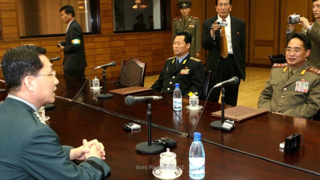 Мир затих в ожидании: КНДР и Южная Корея начали исторические переговоры