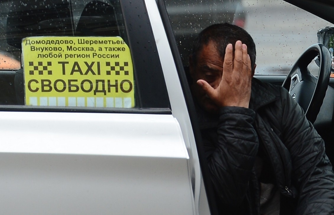 Таксист изнасиловал пассажира-мужчину