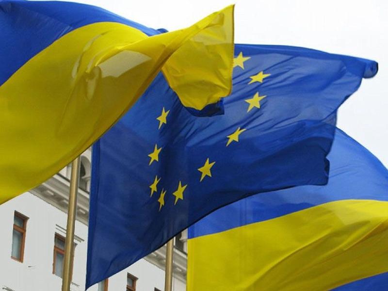 В ЕС предварительно одобрили отмену виз для украинцев