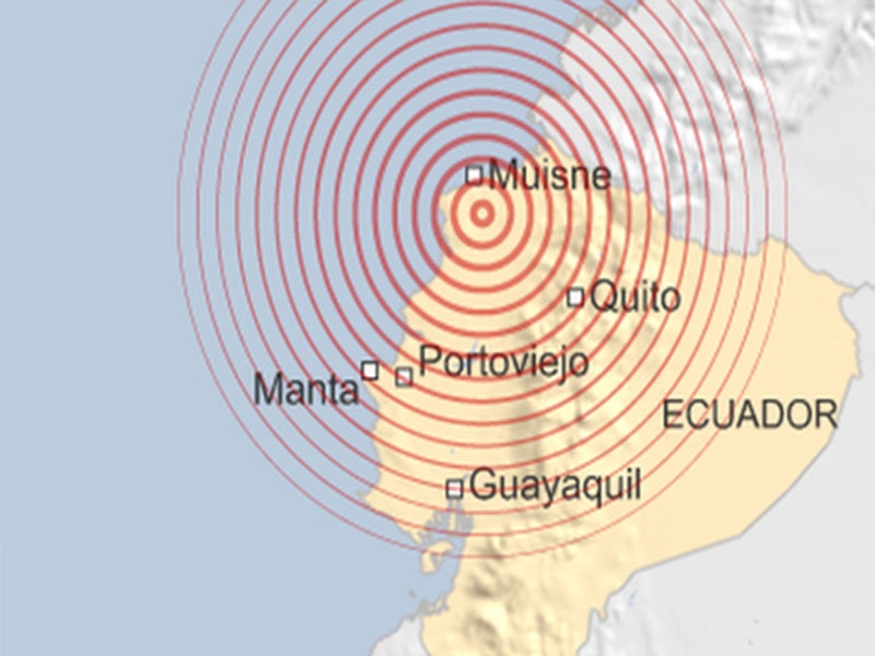 Число жертв землетрясения в Эквадоре достигло 77 человек