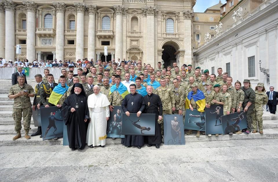 Папа Римский встретился в Ватикане с бойцами АТО