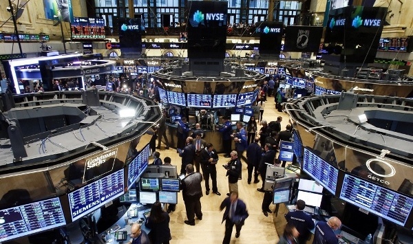 Падение фондовых рынков США: богатейшие люди мира потеряли за день $114 млрд