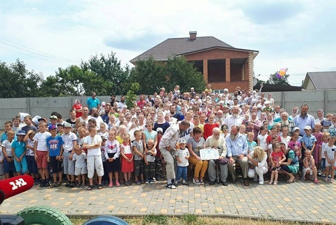 В семье Семенюков насчитывается более 346 прямых потомков