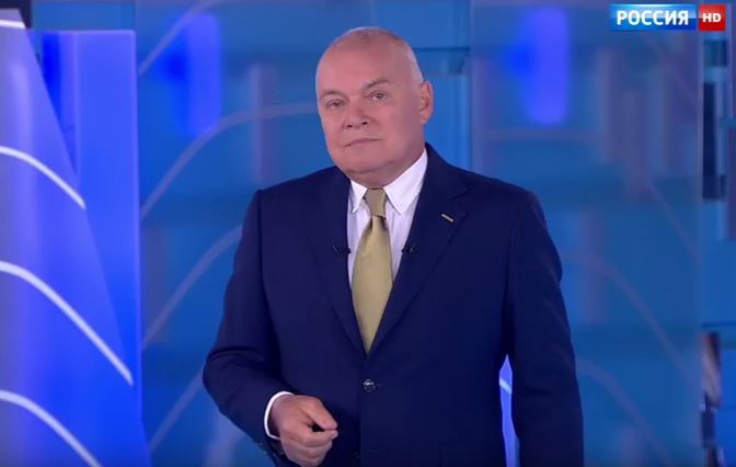 Ведущий телепрограммы  Вести недели Дмитрий Киселев