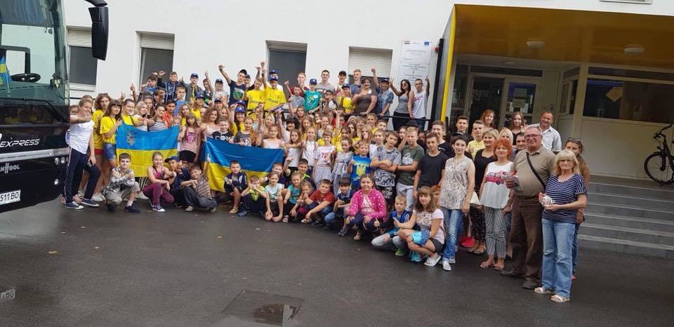 Вместо сирот: на отдых в ЕС отправили детей " мажоров" из Украины