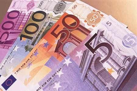 Наличный курс валют: евро - 25.36 грн