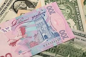 Наличный обмен валют в Киеве 6 июля 2015