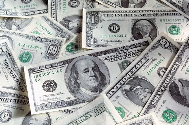 НБУ продлил экспортерам обязательную продажу 75% валюты до 2 декабря
