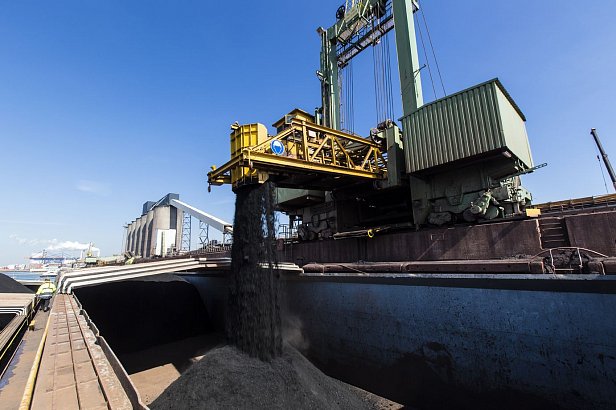 Финансовые возможности Украины затрудняют закупку угля по формуле «Роттердам +» 