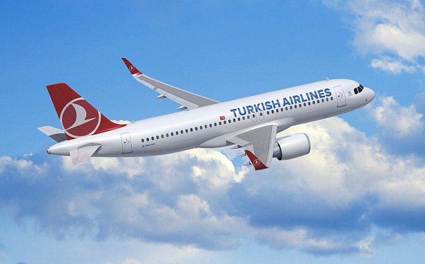 На фото - Turkish Airlines