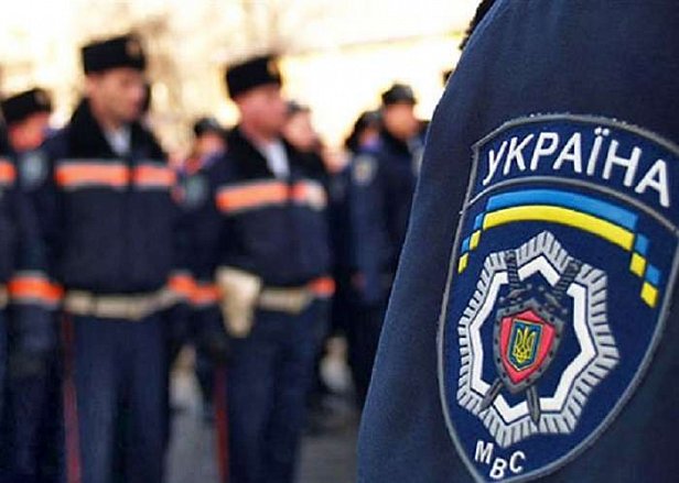 МВД: неизвестные обстреляли из гранатомета жилой дом под Харьковом