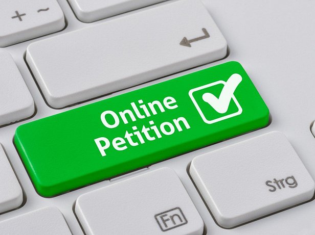 На сайте Кабмина за первый день зарегистрировано почти 200 петиций