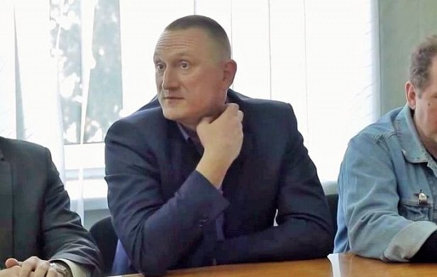Мэр Доброполья, у которого нашли российское гражданство, исчез (видео)