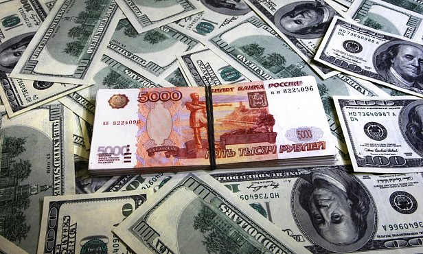 Госдума РФ намерена запретить гражданам пользоваться долларами