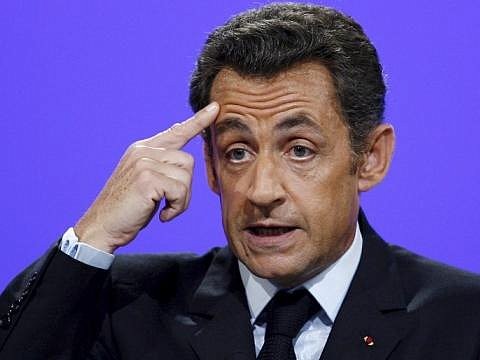 СМИ: партия Саркози мягко осудила поездку депутатов в Крым
