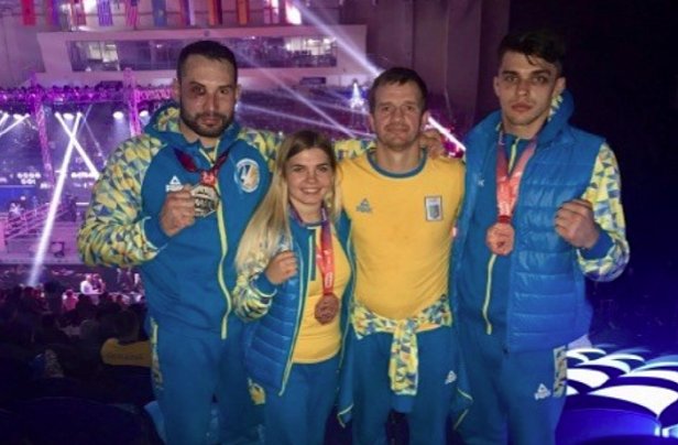Украина взяла три медали на ЧМ по ММА (фото)