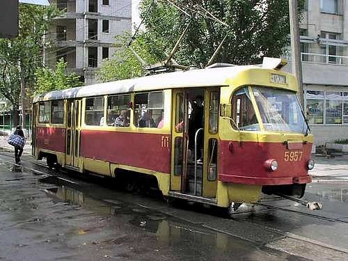 Трамваи и троллейбусы в Харькове не ездят