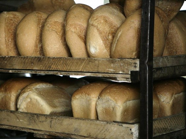 В Украине с 2000 года производство хлеба сократилось в 2 раза