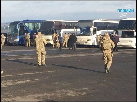 Медведчук: Украинская сторона передала ОРДЛО 237 задержанных из 306