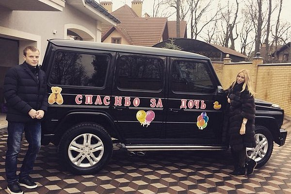 Люди в масках атаковали дом известного футболиста «Динамо»