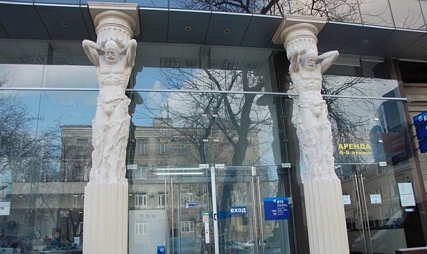 Одесский филиал ВТБ банка пожаловался на рейдерский захват