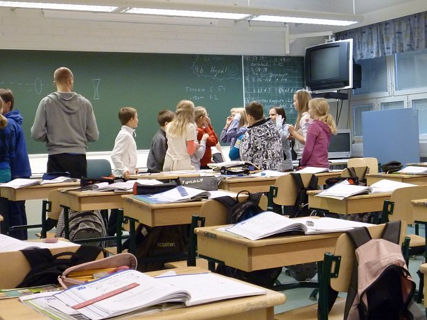 В  Украине хотят изменить правила приема детей в школы