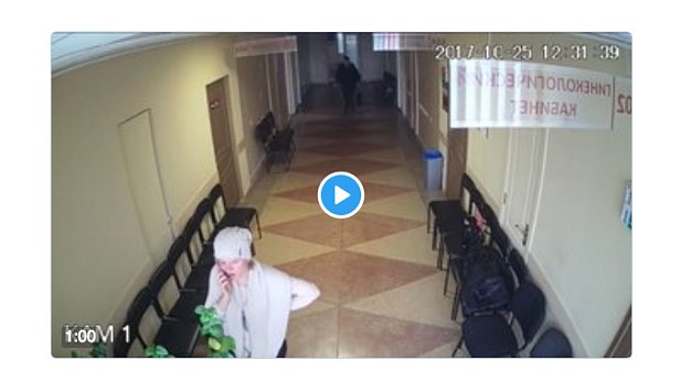Харьковская медсестра задерживает женщину, укравшую кошелек у одной из пациенток. ВИДЕО камер наблюдения