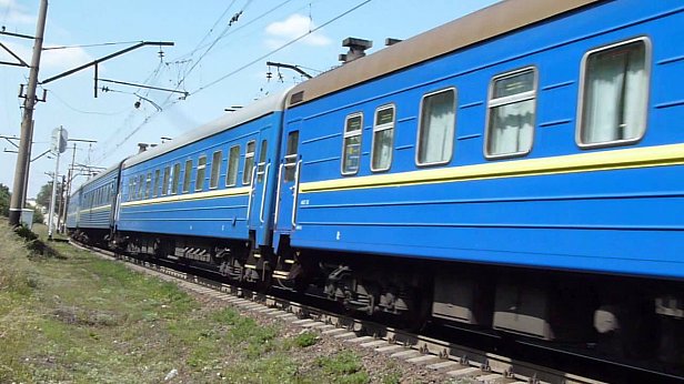 Людям стало плохо: пассажиров возмутил вопиющий инцидент в поезде "Укрзалізниці" (фото)