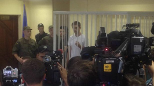 Суд продлил арест подозреваемого в убийстве Бузины до 10 октября