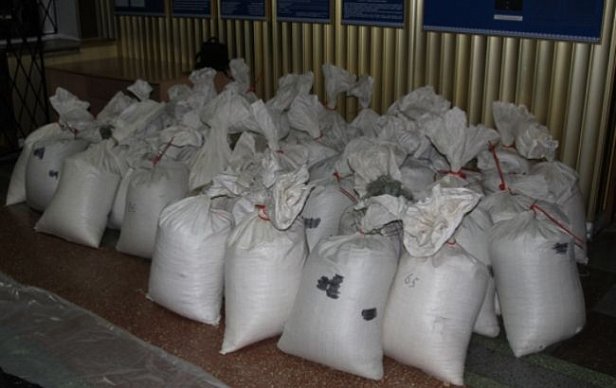МВД открыло дело по факту задержания 2,5 тонн янтаря в Ровненской области  
