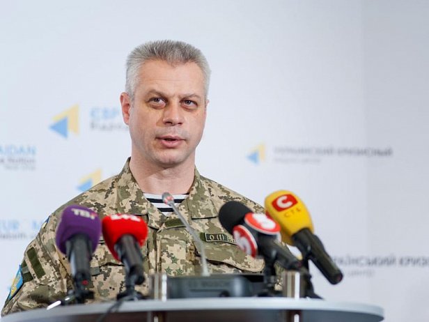 В Донбассе за минувшие сутки ранены четверо военослужащих