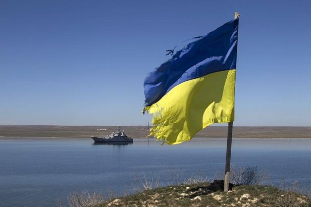 Камбин Крыма: 7 заводов полуострова будут работать на военных России