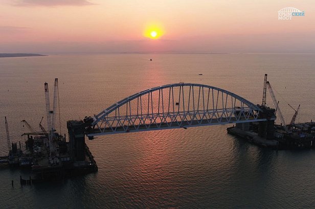 Украина подаст в суд на РФ из-за строительства Керченского моста
