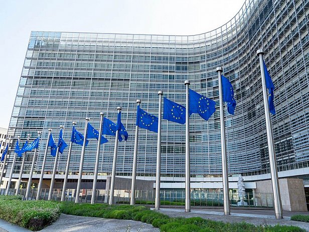 ЕС одобрил принятие закона о НКРЭКУ